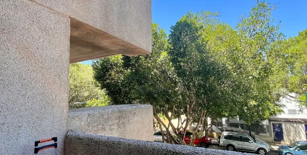 Sale of middle floor apartment in Málaga Centro 15