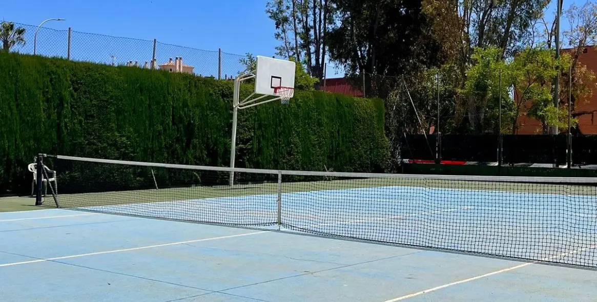 Sale of middle floor apartment in Málaga Centro 22