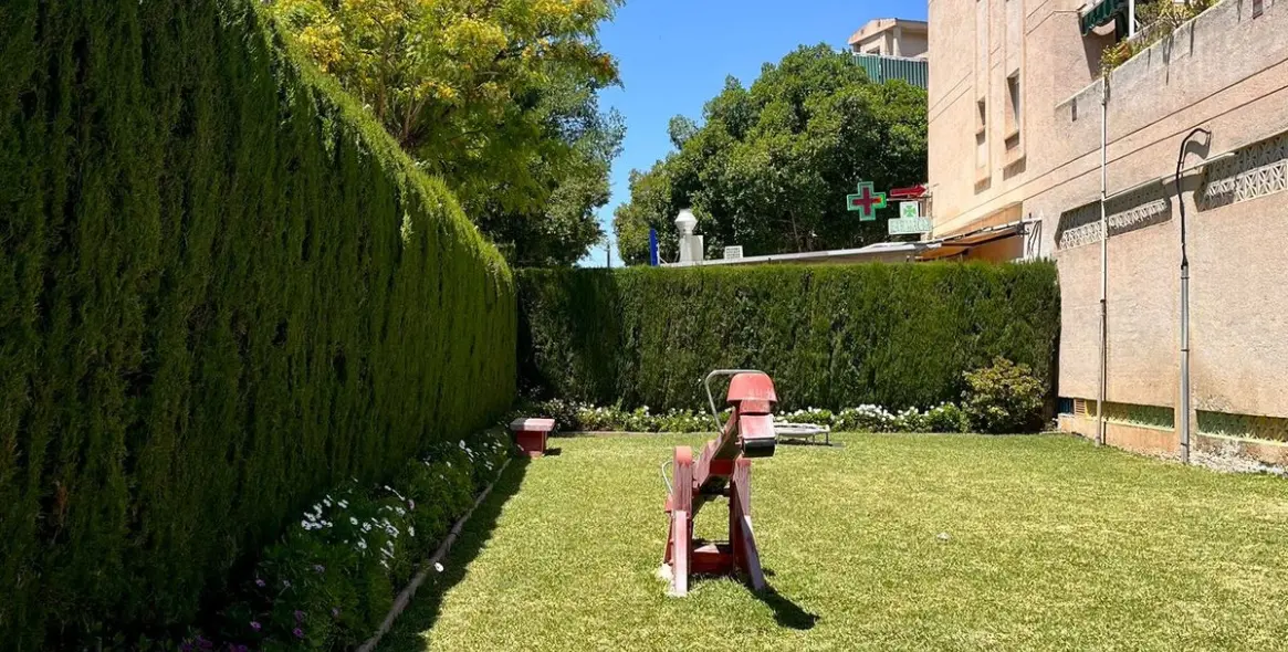 Sale of middle floor apartment in Málaga Centro 25