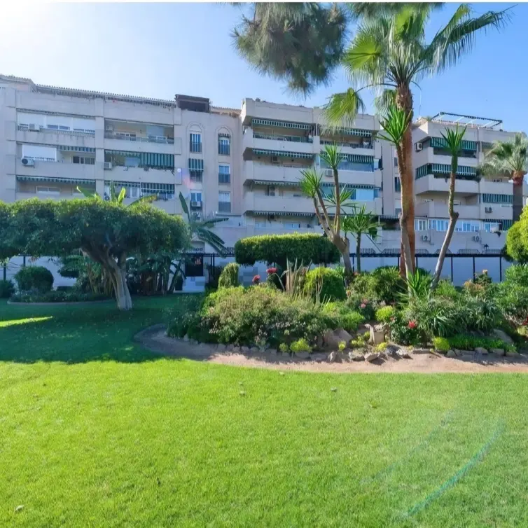Продажа апартаментов на среднем этаже в Málaga Centro