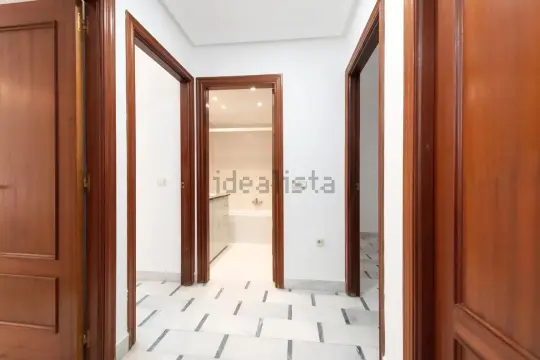 Image 9 thumb