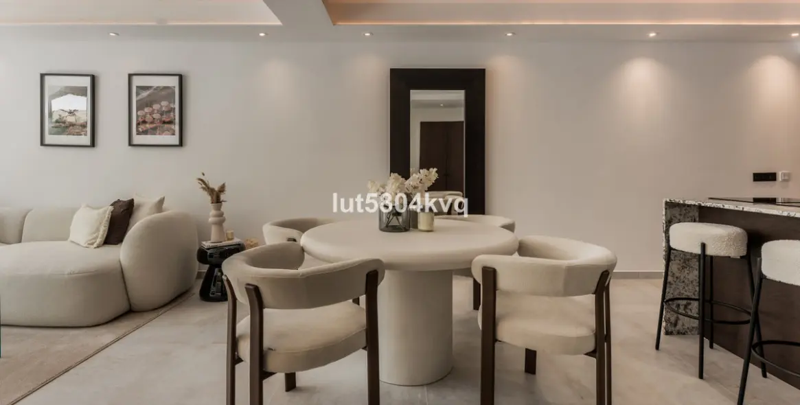 Sale of ground floor apartment in La Quinta 2
