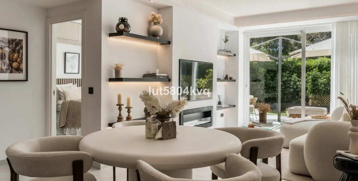 Sale of ground floor apartment in La Quinta 5