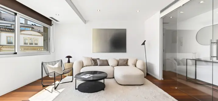 Sale of middle floor apartment in Centro Histórico 0