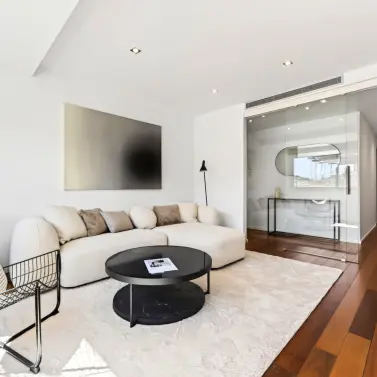 Sale of middle floor apartment in Centro Histórico