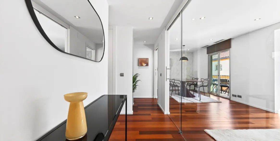Sale of middle floor apartment in Centro Histórico 4