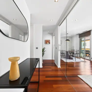Sale of middle floor apartment in Centro Histórico