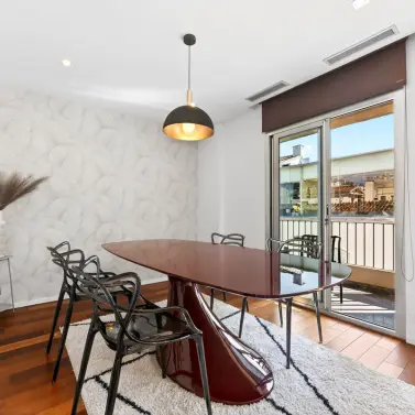 Sale of middle floor apartment in Centro Histórico