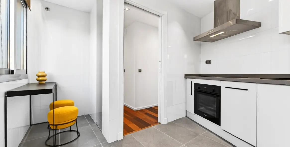 Sale of middle floor apartment in Centro Histórico 7