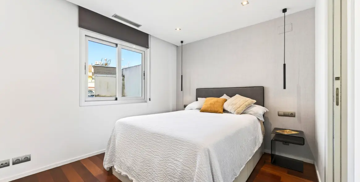 Sale of middle floor apartment in Centro Histórico 10