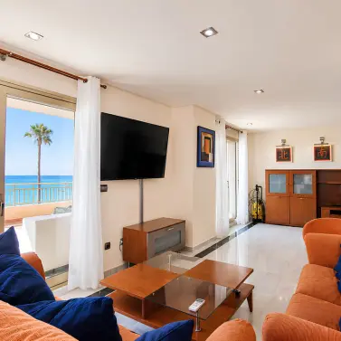 Venta de apartamento en planta media en Fuengirola