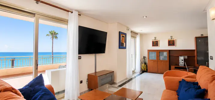 Venta de apartamento en planta media en Fuengirola 4
