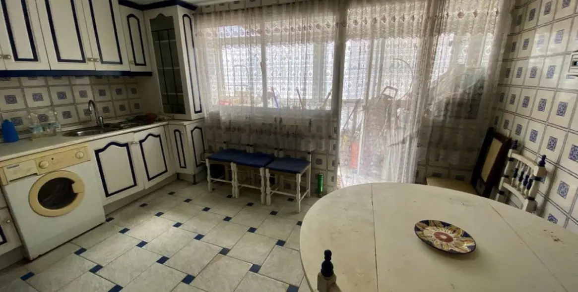 Sale of middle floor apartment in Marbella 6