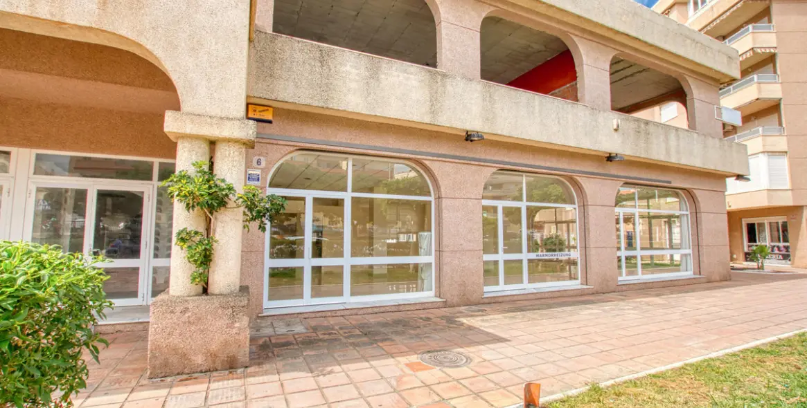Sale of commercial premises in Centro Internacional 1