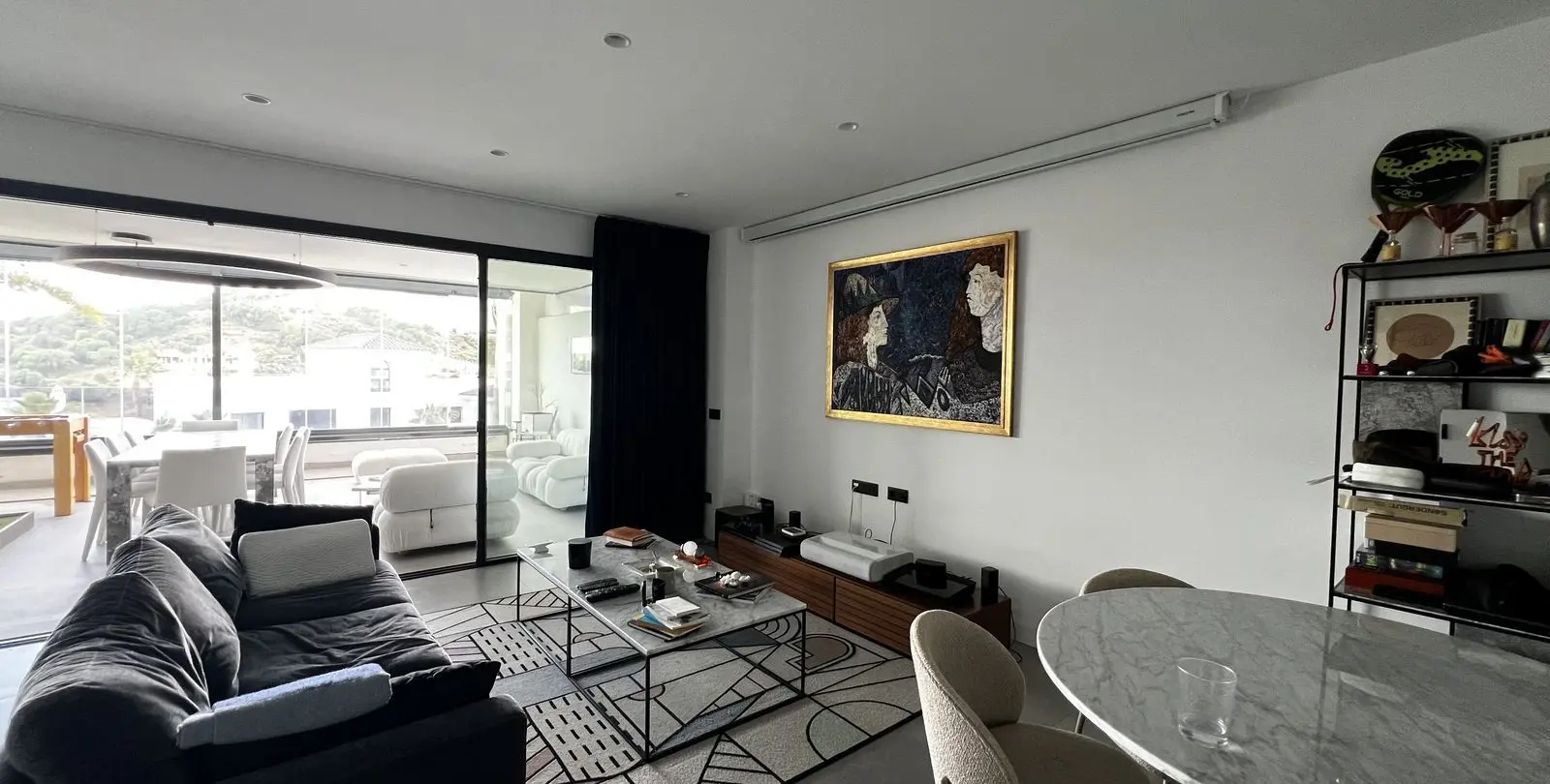 Продажа апартаментов на среднем этаже в Estepona 20