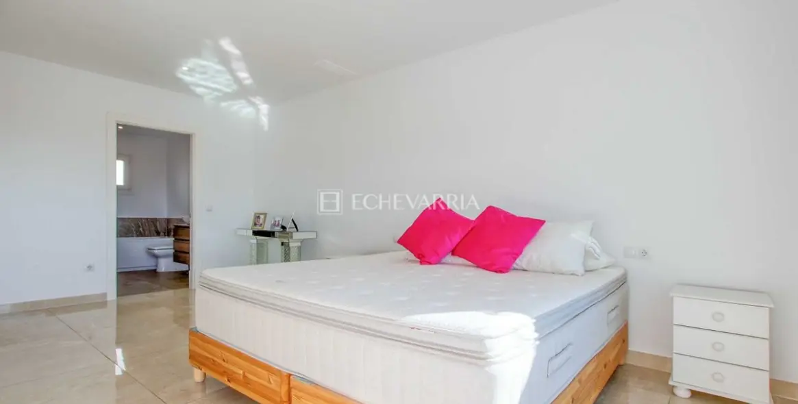 Sale of townhouse in Santa Clara 23