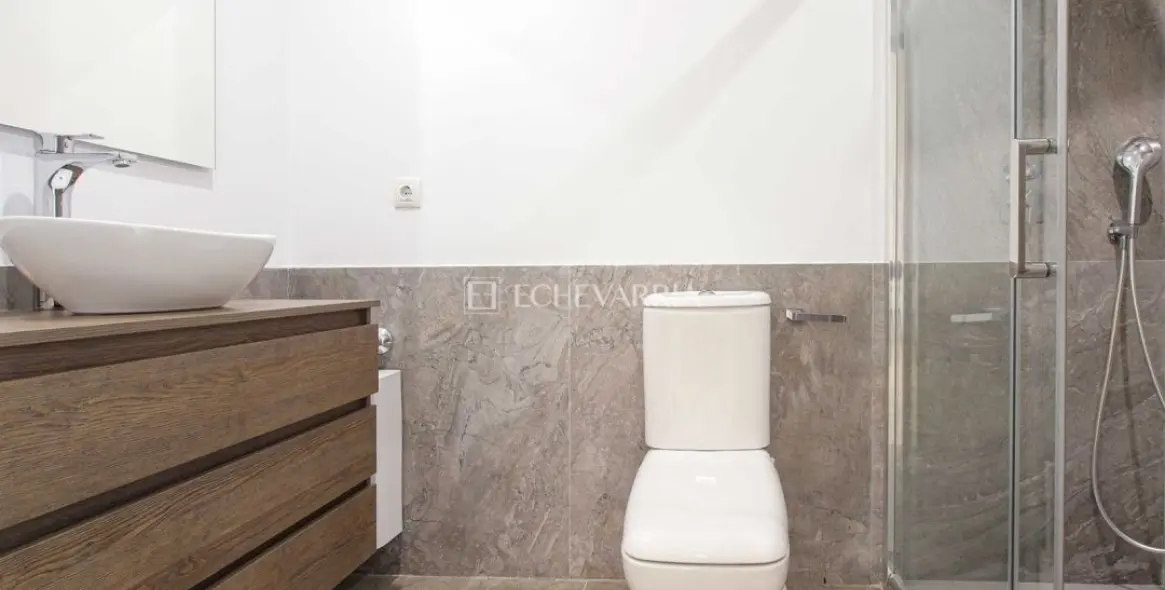 Sale of townhouse in Santa Clara 25