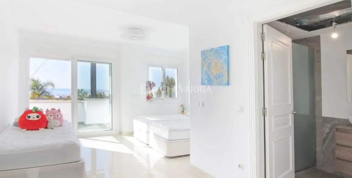 Sale of townhouse in Santa Clara 28