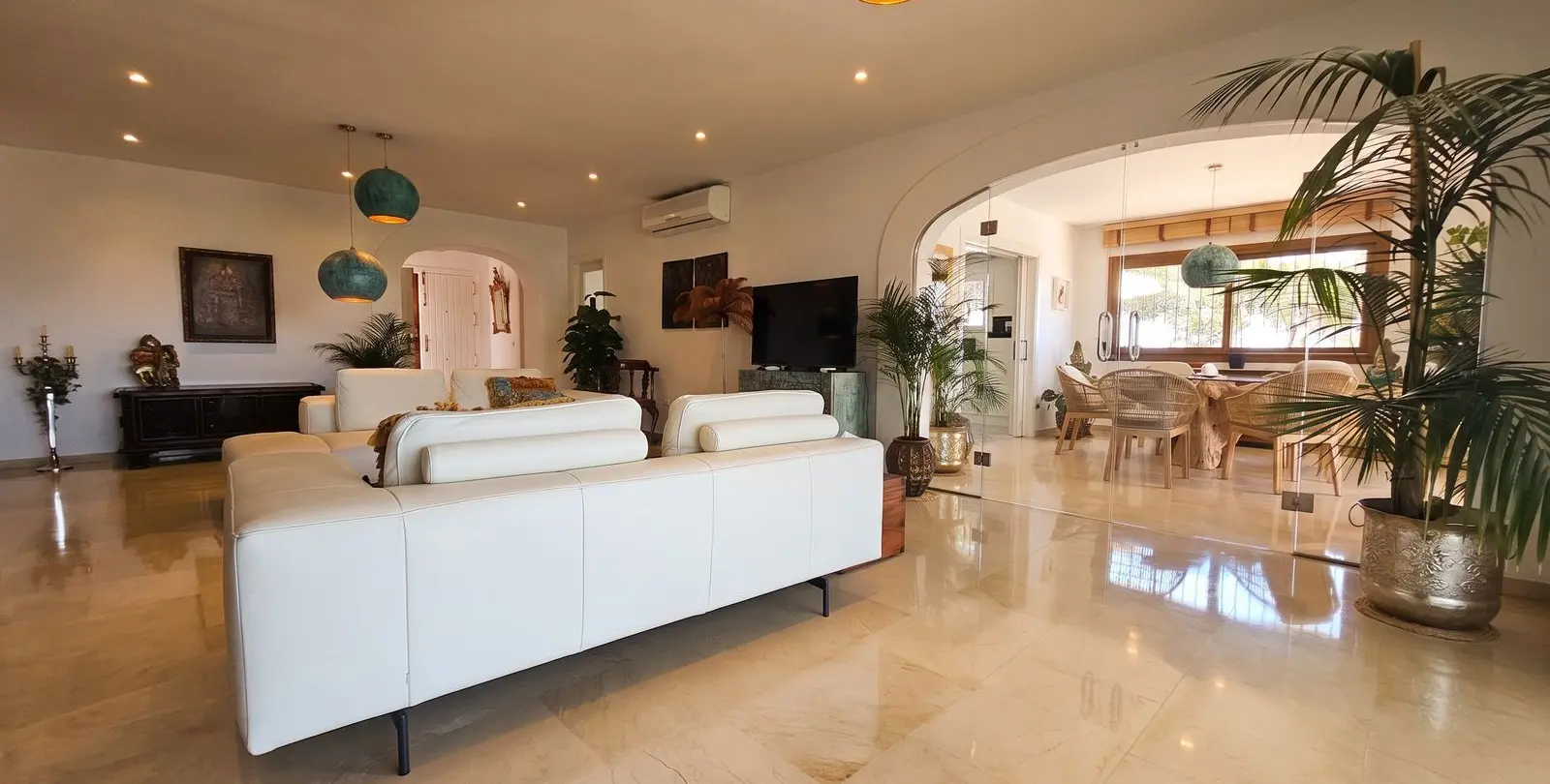 Продажа  отдельно стоящей виллы в Mijas 16