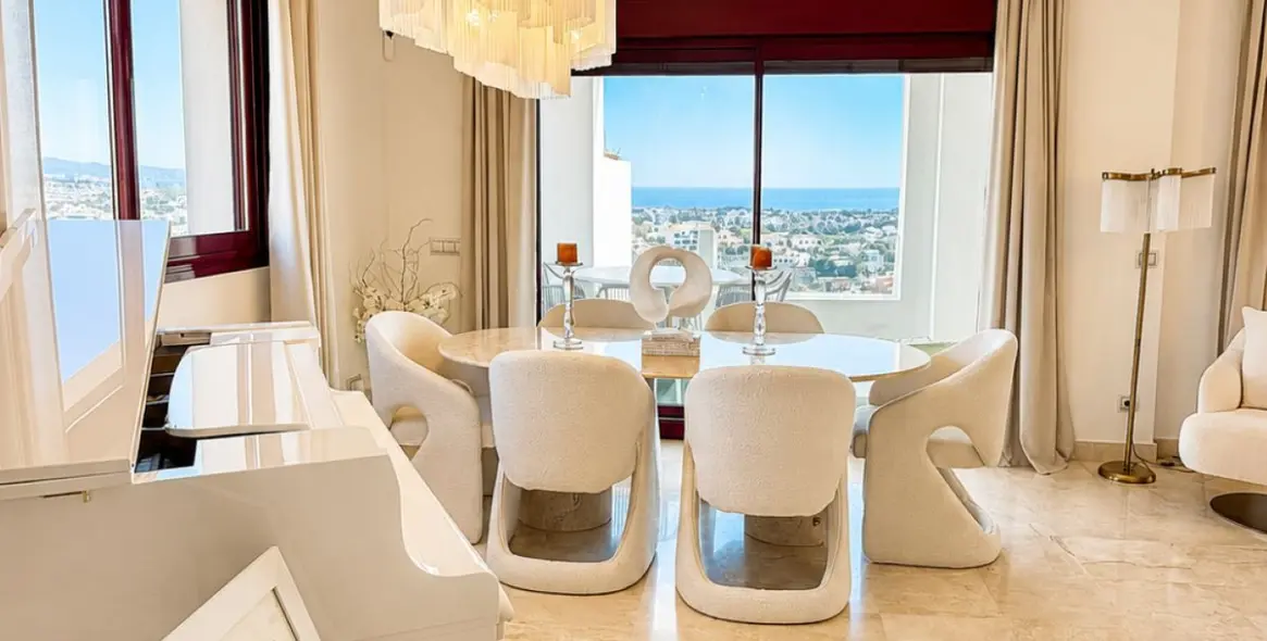 Venta de casa pareada en Benahavís 13