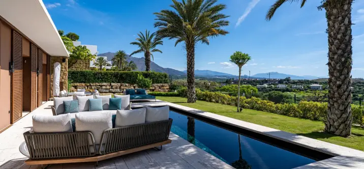 Venta de apartamento en planta baja en Casares 2