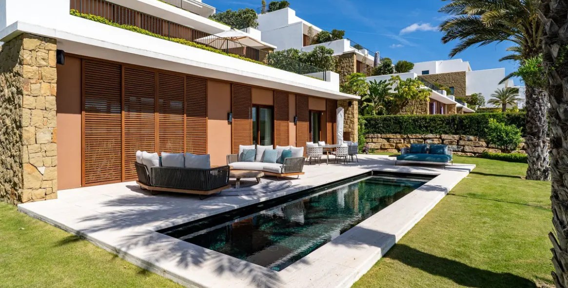 Venta de apartamento en planta baja en Casares 4