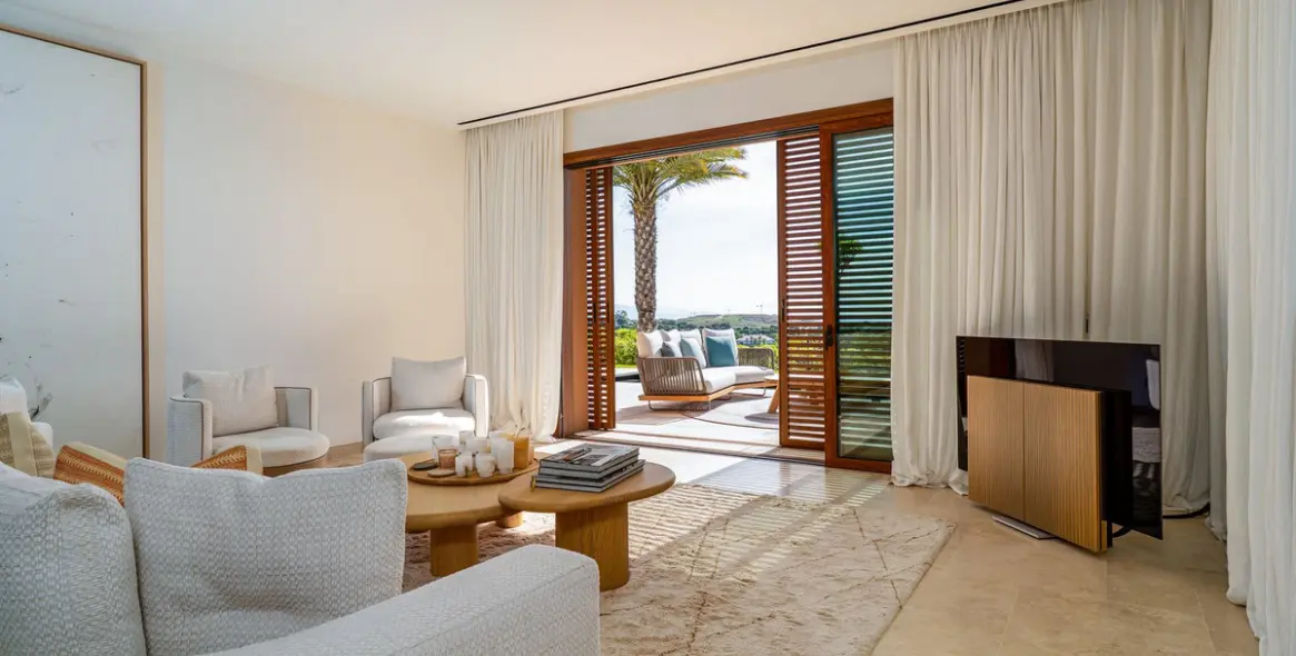 Venta de apartamento en planta baja en Casares 13