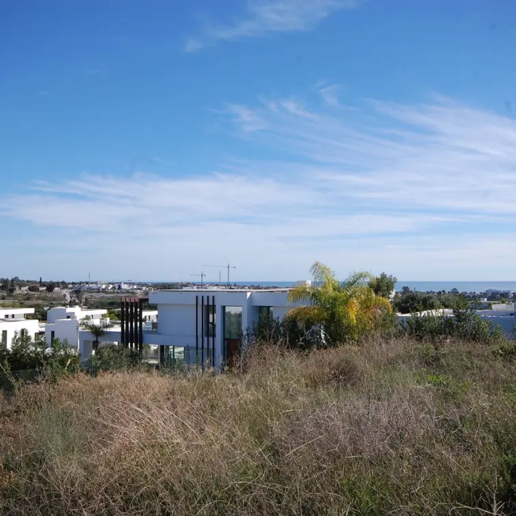 Venta de villa independiente en Estepona