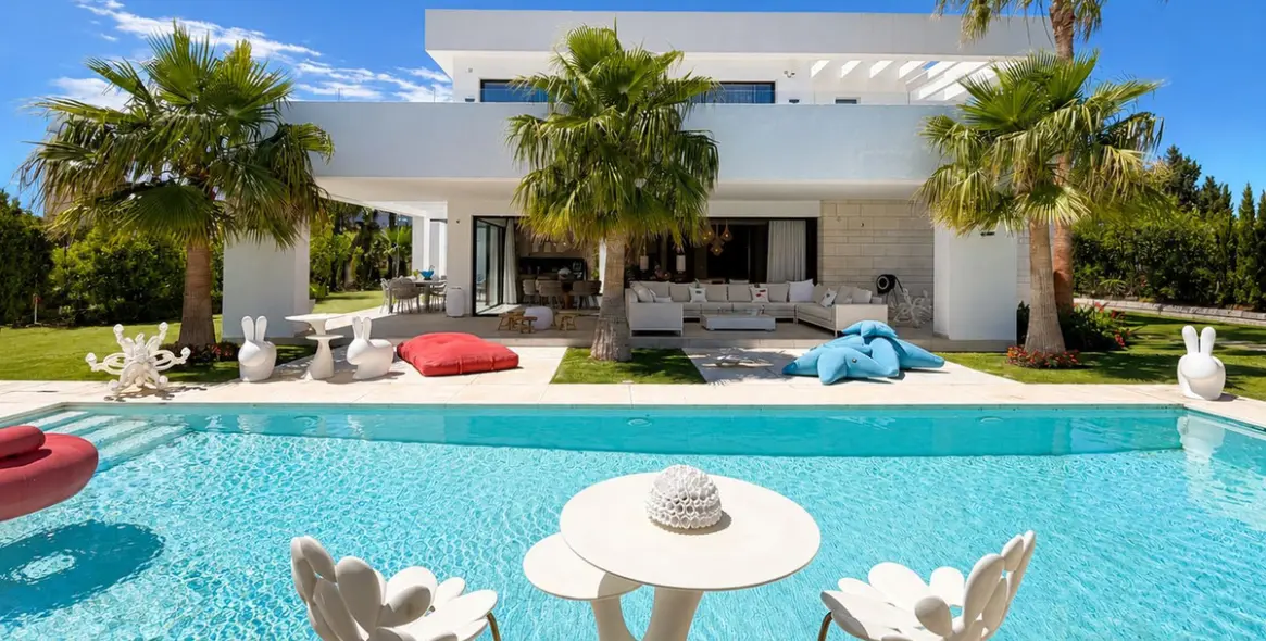 Venta de villa independiente en La Cala Golf 1