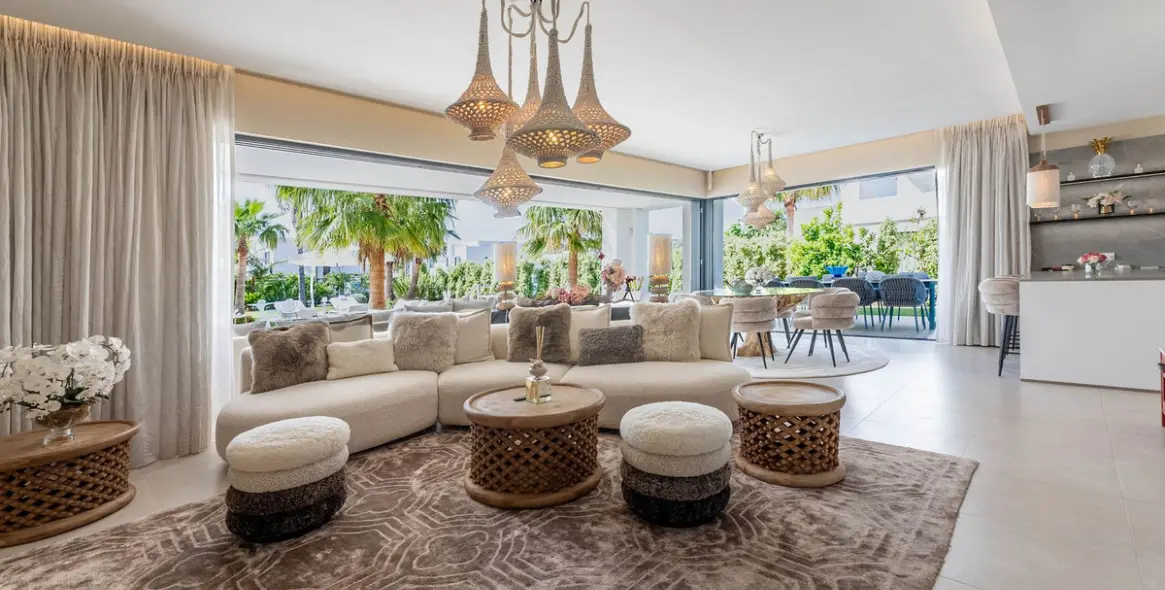 Venta de villa independiente en La Cala Golf 6