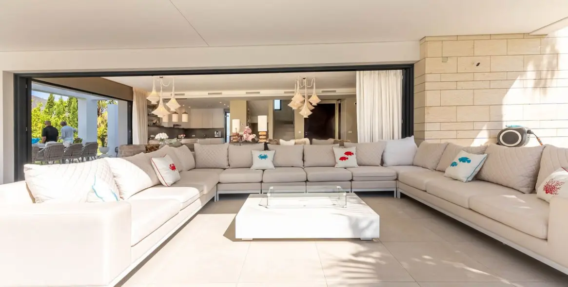 Venta de villa independiente en La Cala Golf 16