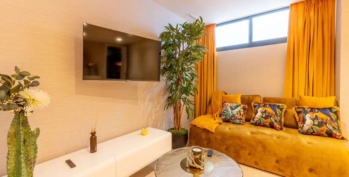 Venta de villa independiente en La Cala Golf 106