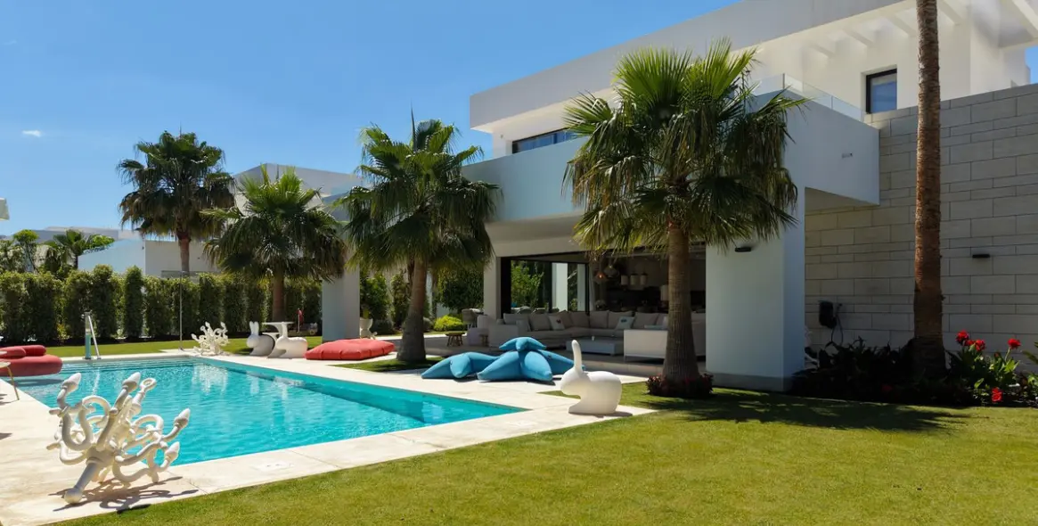 Venta de villa independiente en La Cala Golf 145