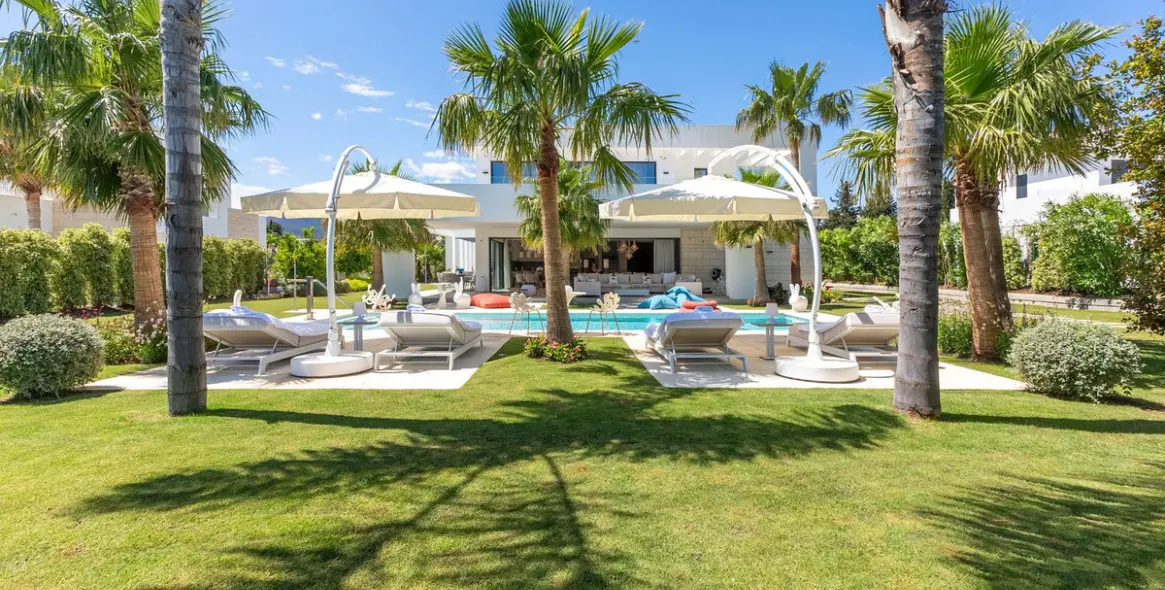 Venta de villa independiente en La Cala Golf 147