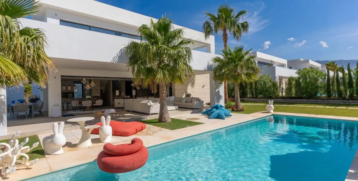 Venta de villa independiente en La Cala Golf 149