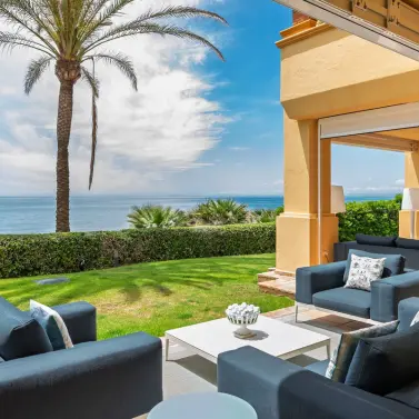 Venta de apartamento en planta baja en Río Real