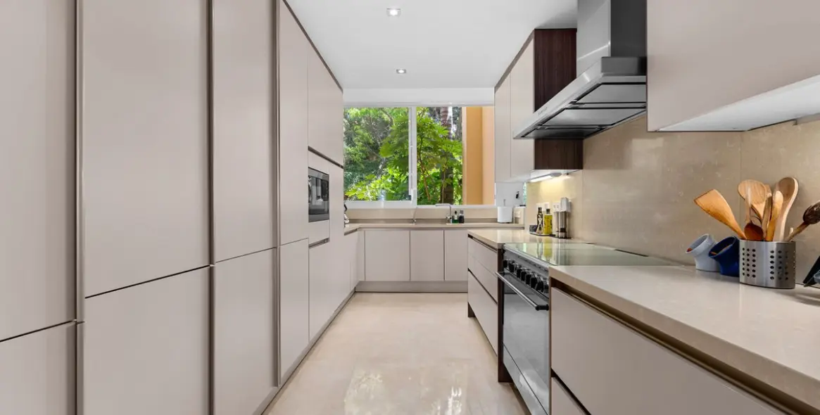 Venta de apartamento en planta baja en Río Real 4