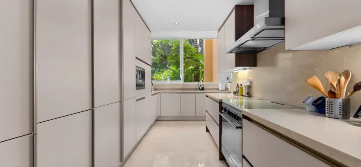 Venta de apartamento en planta baja en Río Real 3