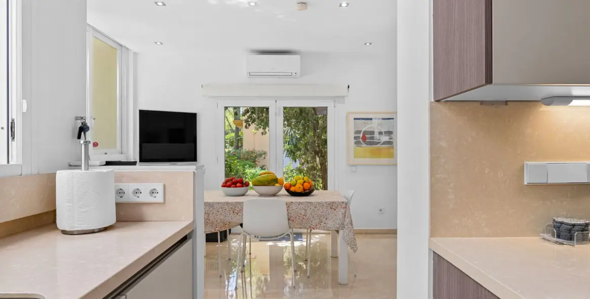 Venta de apartamento en planta baja en Río Real 5