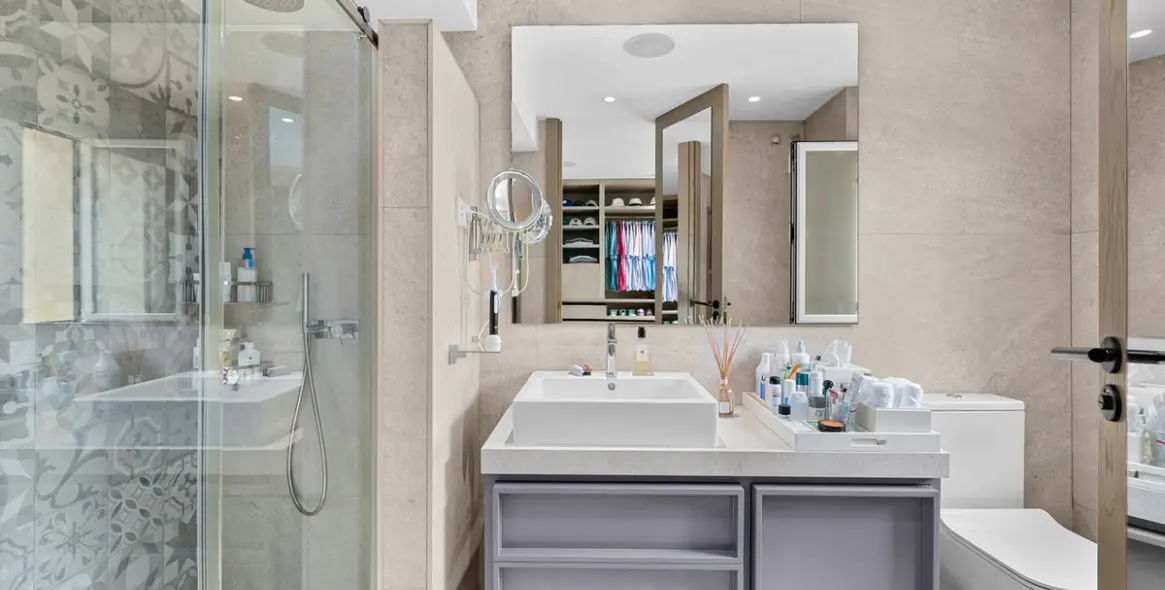 Venta de apartamento en planta baja en Río Real 9