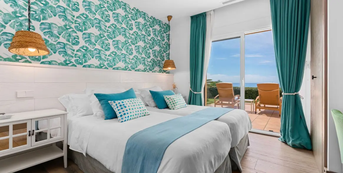 Venta de apartamento en planta baja en Río Real 25