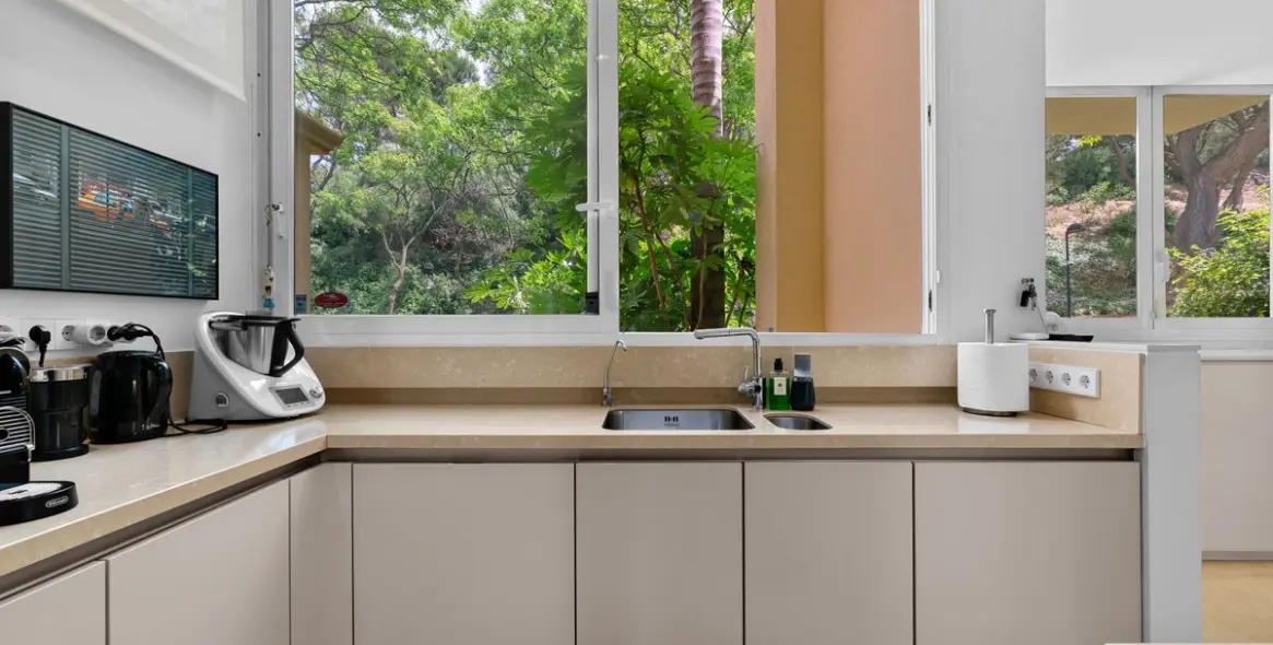 Venta de apartamento en planta baja en Río Real 27