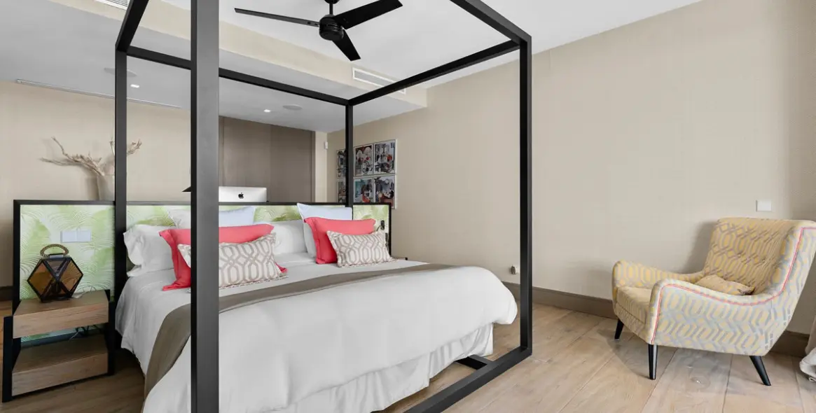 Venta de apartamento en planta baja en Río Real 77