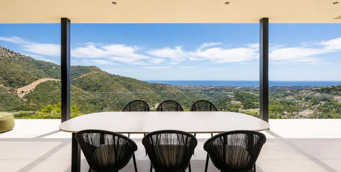 Sale of detached villa in Benahavís 20