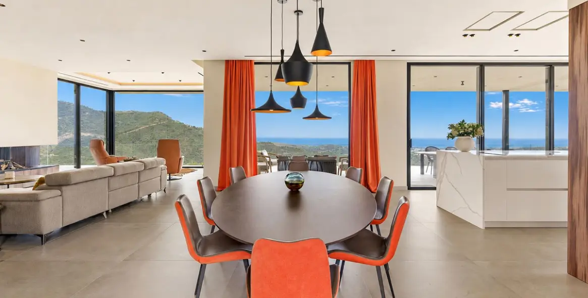 Sale of detached villa in Benahavís 26