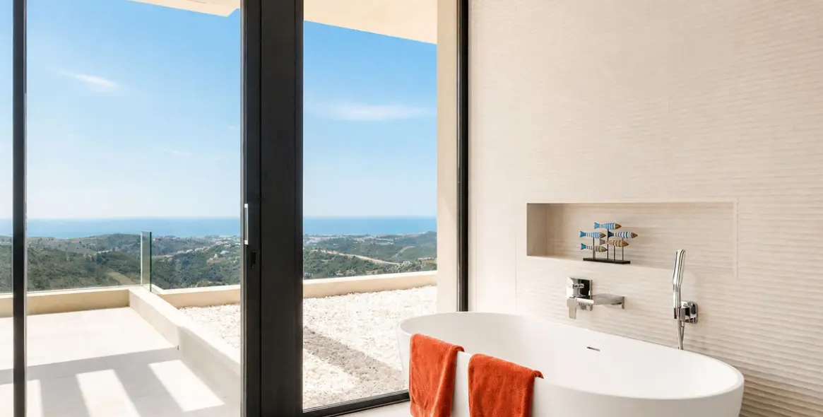 Sale of detached villa in Benahavís 45