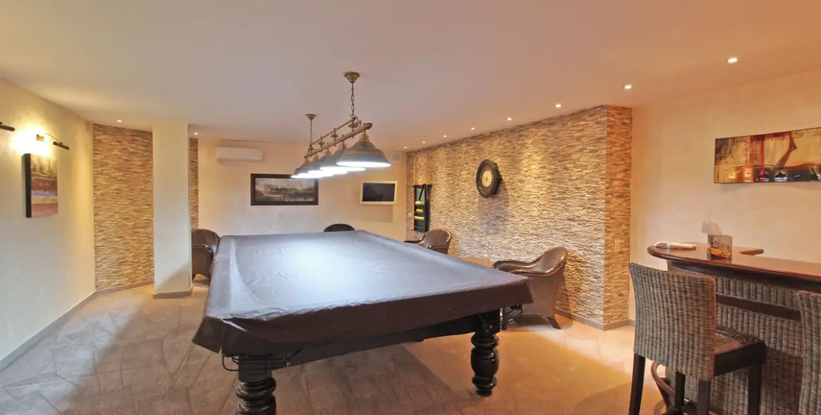 Venta de villa independiente en Bahía de Marbella 42