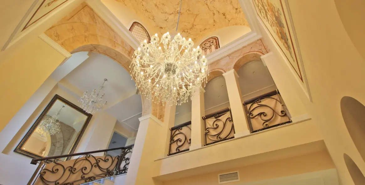 Venta de villa independiente en Bahía de Marbella 49