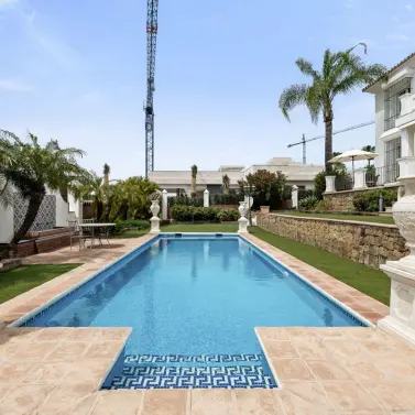 Venta de villa independiente en Sierra Blanca