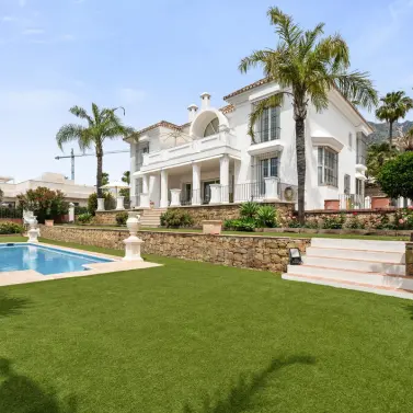 Venta de villa independiente en Sierra Blanca